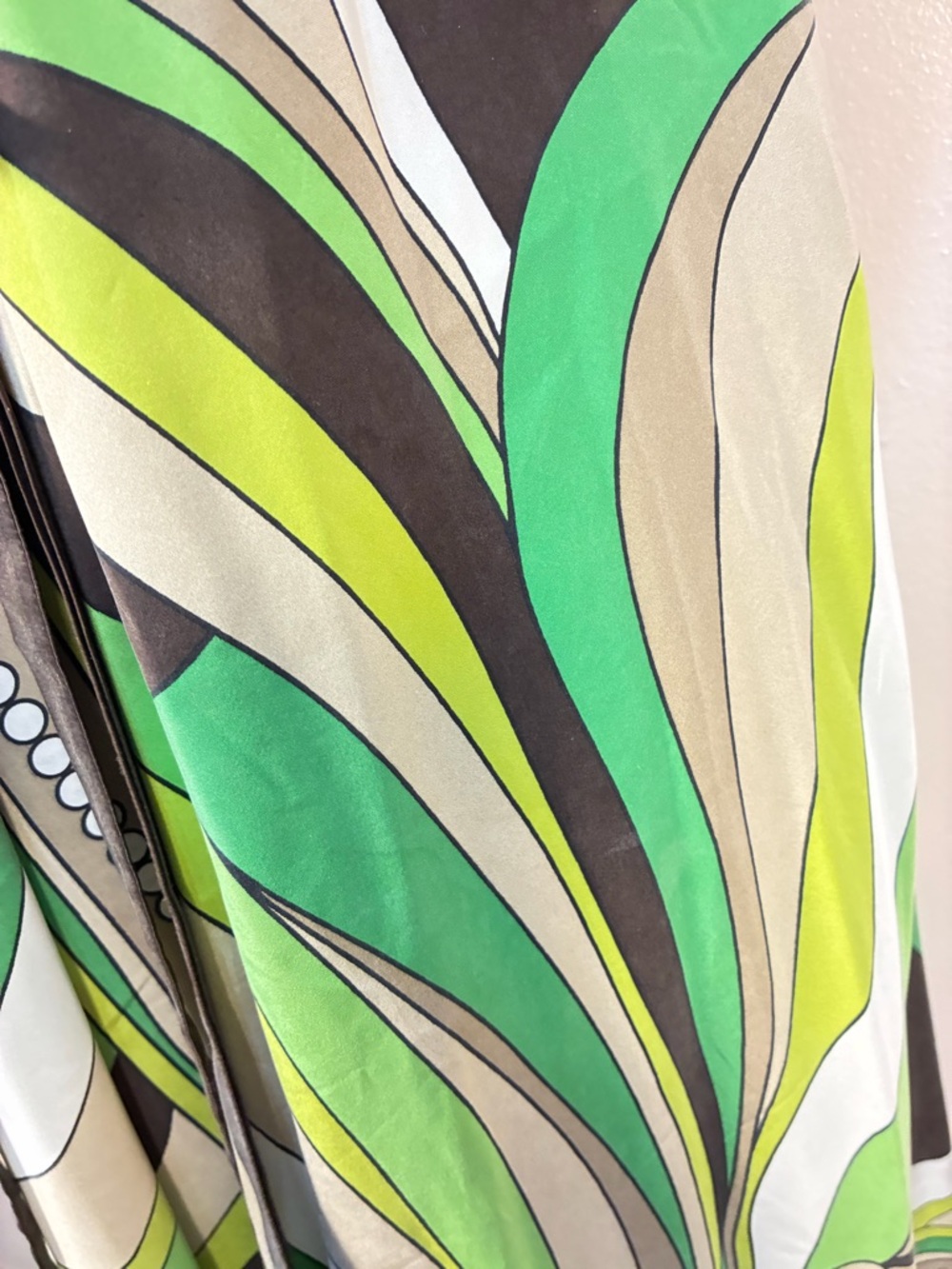 Micheal Kors 100% Silk Handkerchief Hem printed Dress - Picture 6 of 13
